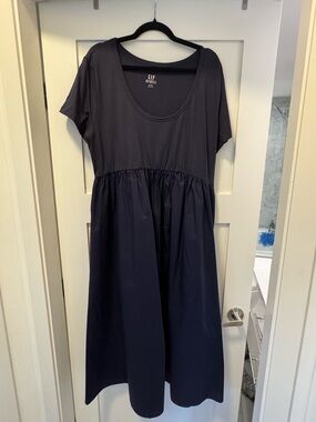 GAP Navy Short Sleeve Midi Maternity Dress